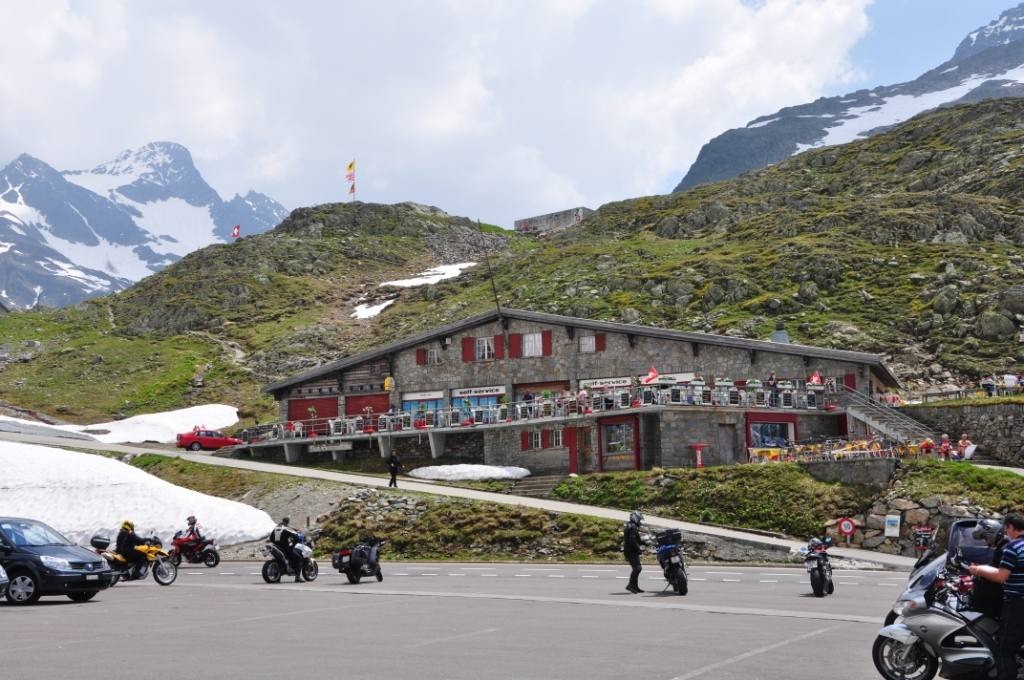 Sustenpass